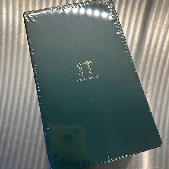 Pro II IPL Hair Removal Device - Picture 12 of 12